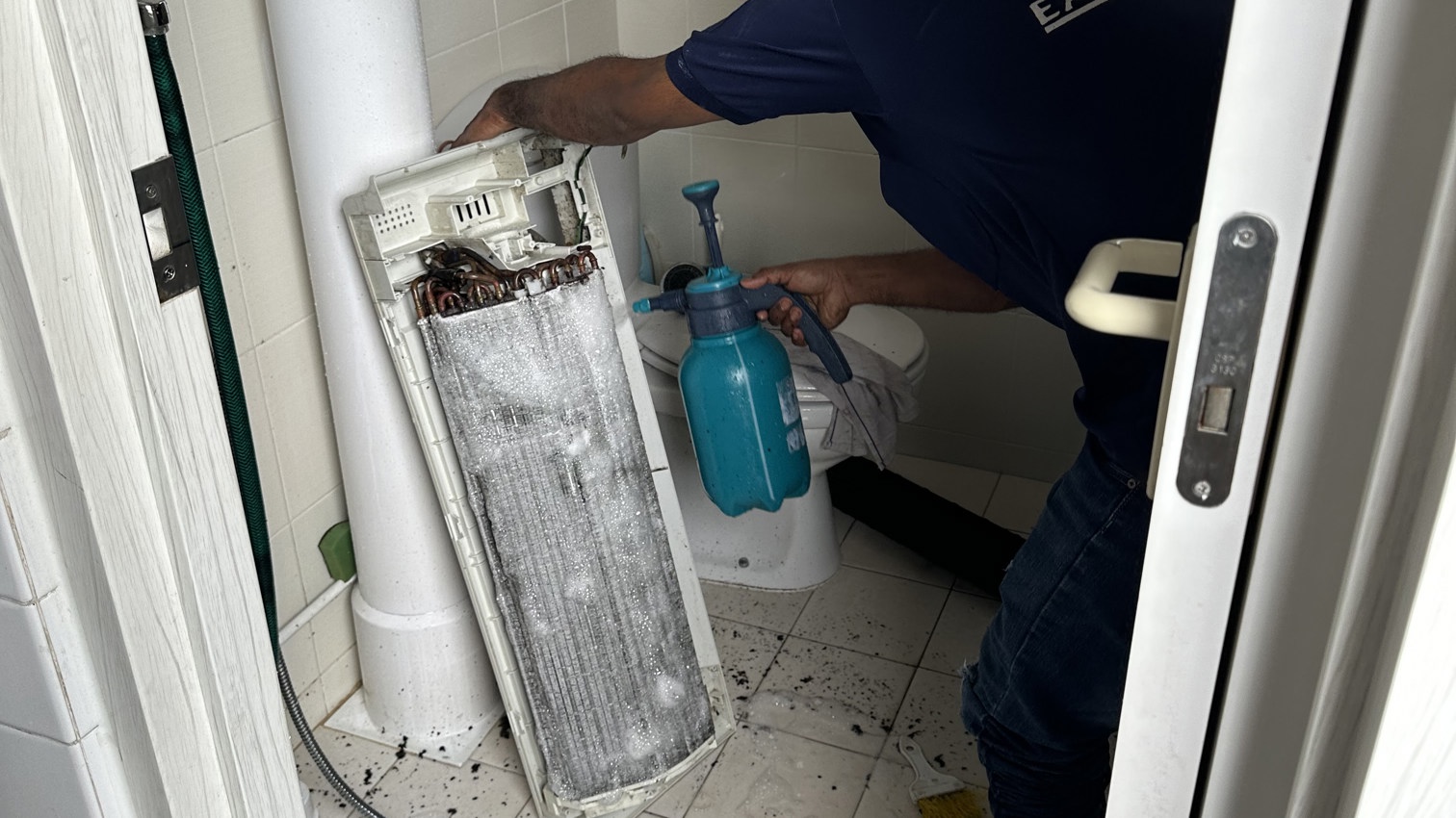 Aircon servicing